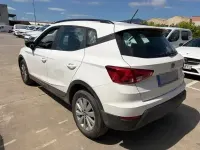 Usado Seat Arona Ecomotive 95 CV (69 kW) 2020 Blanco SUV