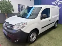 Usado Renault Kangoo 90 CV (66 kW) 2018 Blanco Monovolumen