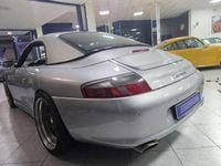 Usado Porsche 911 321 CV (236 kW) 2003 Gris Descapotable