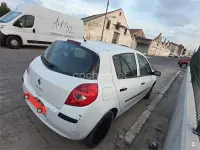 Usado Renault Clio II Authentique 70 CV (51 kW) 2008 Blanco Berlina