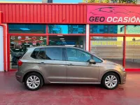 Usado VW Golf Sportsvan Advance 110 CV (80 kW) 2014 Beige Monovolumen