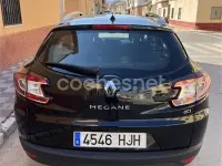 Usado Renault Mégane GrandTour Dynamique 130 CV (95 kW) 2012 Negro Familiar