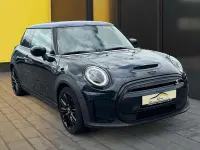 Usado Mini Cooper SE 135 kW (184 CV) 2021 Negro Utilitario