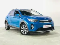 Usado Kia Stonic 101 CV (74 kW) 2021 Azul SUV