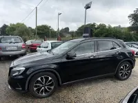 Usado Mercedes GLA200 AMG line 136 CV (100 kW) 2017 Negro SUV