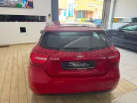 Usado Mercedes A180 Style 109 CV (80 kW) 2015 Rojo Utilitario