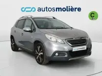 Usado Peugeot 2008 Allure 100 CV (73 kW) 2015 Gris SUV