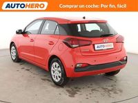 Usado Hyundai i20 84 CV (61 kW) 2019 Rojo Utilitario