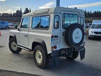 Usado Land Rover Defender 122 CV (89 kW) 2008 Blanco Familiar