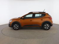 Usado Dacia Sandero Comfort 91 CV (66 kW) 2022 Naranja SUV
