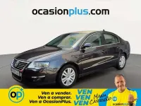 Usado VW Passat Highline 170 CV (125 kW) 2008 Marrón Berlina