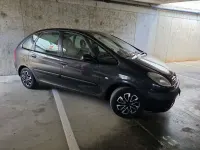 Usado Citroën Xsara 109 CV (80 kW) 2005 Gris Monovolumen