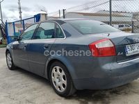 Usado Audi A4 130 CV (95 kW) 2003 Gris / plata Berlina