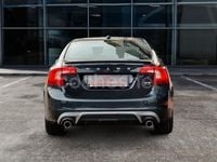 Usado Volvo S60 R-Design 136 CV (100 kW) 2013 Gris / plata Berlina