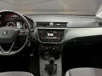 Usado Seat Ibiza Style Plus 95 CV (69 kW) 2018 Azul Utilitario