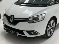 Usado Renault Scénic IV Zen 131 CV (96 kW) 2017 Blanco Monovolumen