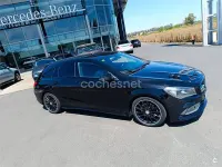 Usado Mercedes CLA220 Shooting Brake AMG line 177 CV (130 kW) 2016 Negro Familiar