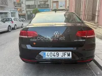 Usado VW Passat Advance 150 CV (110 kW) 2015 Negro Berlina