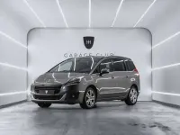 Usado Peugeot 5008 Style 120 CV (88 kW) 2017 Monovolumen