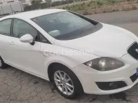 Usado Seat Leon Reference 105 CV (77 kW) 2010 Blanco Utilitario