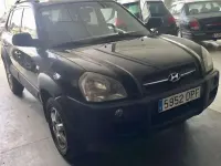 Usado Hyundai Tucson Style 111 CV (81 kW) 2006 Negro SUV