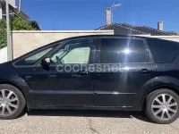 Usado Ford S-MAX Trend 140 CV (102 kW) 2007 Negro Monovolumen