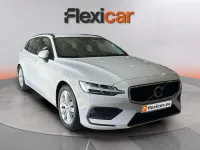 Usado Volvo V60 Kinetic 150 CV (110 kW) 2019 Blanco Familiar