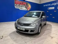Usado Nissan Tiida Acenta 105 CV (77 kW) 2008 Gris / plata Berlina