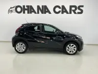 Usado Toyota Aygo X Play 72 CV (52 kW) 2023 Negro SUV