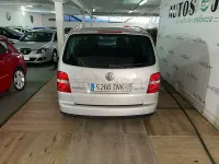Usado VW Touran Advance 140 CV (102 kW) 2006 Gris / plata Monovolumen