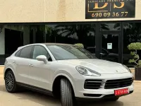 Usado Porsche Cayenne E-Hybrid Platinum Edition 462 CV (339 kW) 2022 Gris SUV