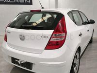 Usado Hyundai i30 Comfort 109 CV (80 kW) 2010 Blanco Berlina