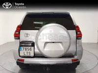 Usado Toyota Land Cruiser 204 CV (150 kW) 2021 Gris / plata SUV