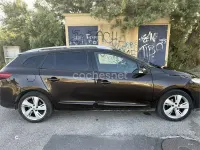 Usado Renault Mégane GrandTour Dynamique 130 CV (95 kW) 2012 Marrón Familiar
