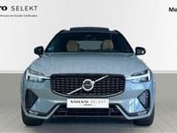 Usado Volvo XC60 Ultimate 197 CV (144 kW) 2023 Gris / plata SUV