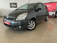 Usado Toyota Verso Sol 136 CV (100 kW) 2013 Gris / plata Monovolumen