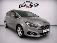 Usado Ford S-MAX Titanium 180 CV (132 kW) 2018 Gris / plata Monovolumen