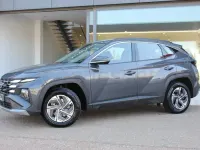 Usado Hyundai Tucson 215 CV (158 kW) 2025 Gris / plata SUV