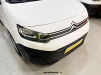 Usado Citroën Berlingo Feel 100 HP (73 kW) 2020 Branco Monovolume
