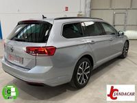 Usado VW Passat Executive 150 CV (110 kW) 2021 Blanco Familiar