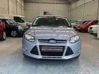 Usado Ford Focus Titanium 115 CV (84 kW) 2012 Gris / plata Berlina