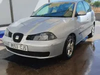 Usado Seat Ibiza Stella 64 CV (47 kW) 2003 Gris / plata Utilitario