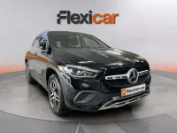 Usado Mercedes GLA200 150 CV (110 kW) 2023 Negro SUV
