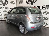 Usado Lancia Ypsilon 90 CV (66 kW) 2007 Gris / plata Utilitario