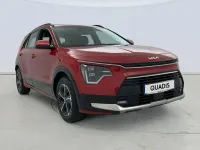 Usado Kia Niro 141 CV (103 kW) 2022 Rojo SUV