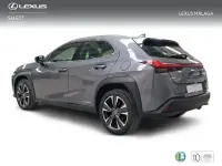 Usado Lexus UX 184 CV (135 kW) 2022 Gris / plata SUV