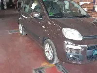 Usado Fiat Panda Lounge 86 CV (63 kW) 2013 Marrón Utilitario