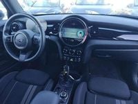 Usado Mini Cooper SE 135 kW (184 CV) 2023 Gris Utilitario