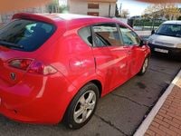 Usado Seat Leon Ecomotive 105 CV (77 kW) 2008 Rojo Utilitario