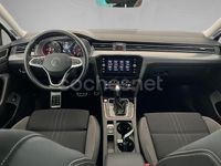 Usado VW Passat Alltrack 200 CV (147 kW) 2023 Gris / plata Familiar